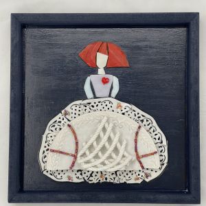 Menina with porcelan dress
